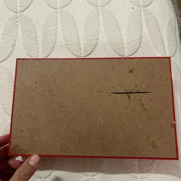 Love Unites tray/decor! Great condition. Has one tiny flaw - not noticeable - Picture 4 of 4